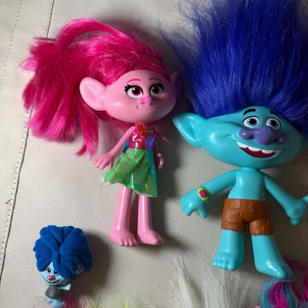 DreamWorks Trolls Assorted Figure Lot - 13 Piece Collection - Picture 5 of 5